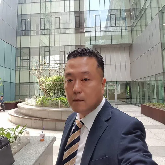 휴고