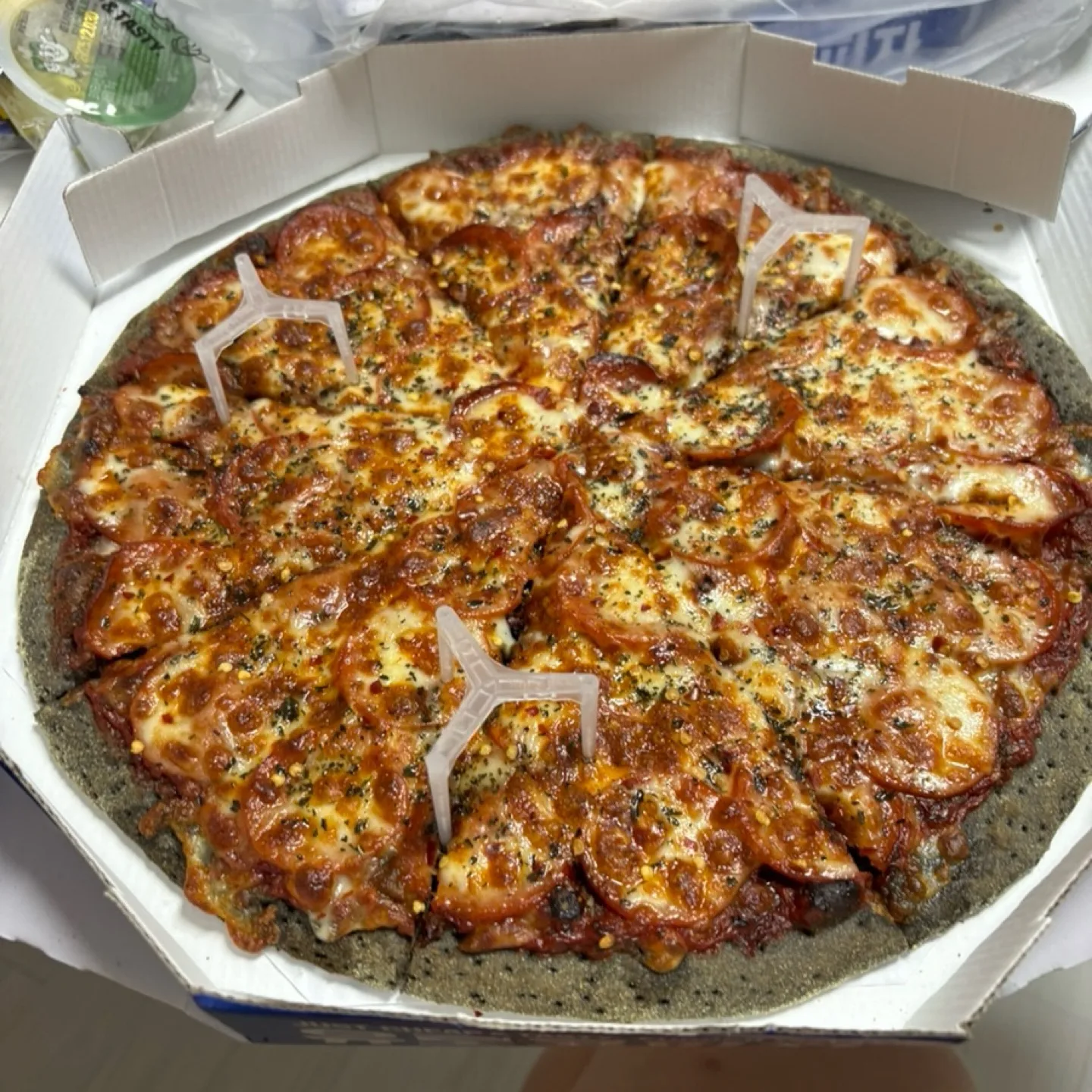 빼빼로니삐짜