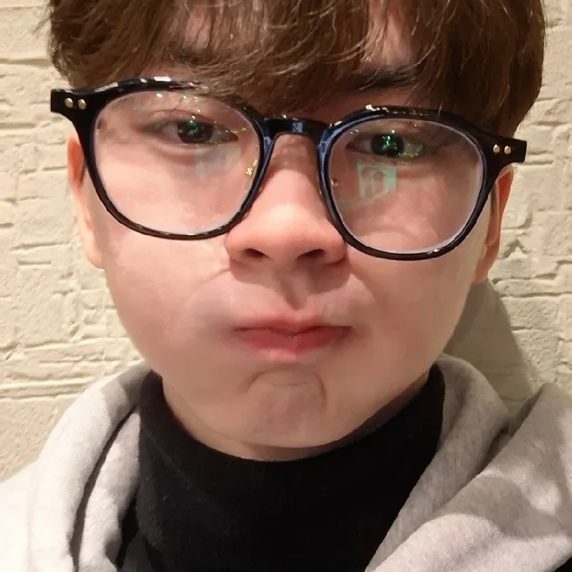 육월