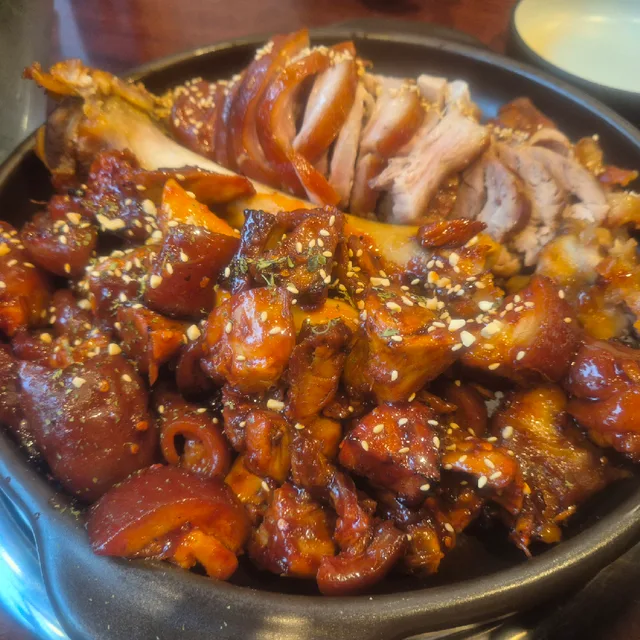 불족만족발