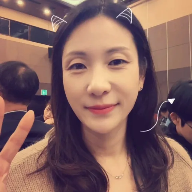 지영