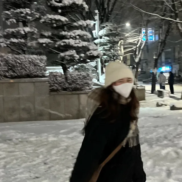 미카