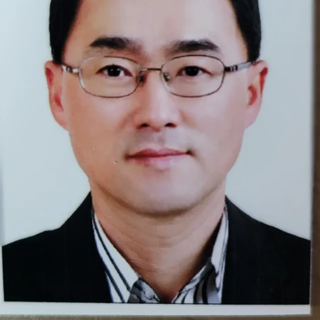 열심히백패킹하는참가자
