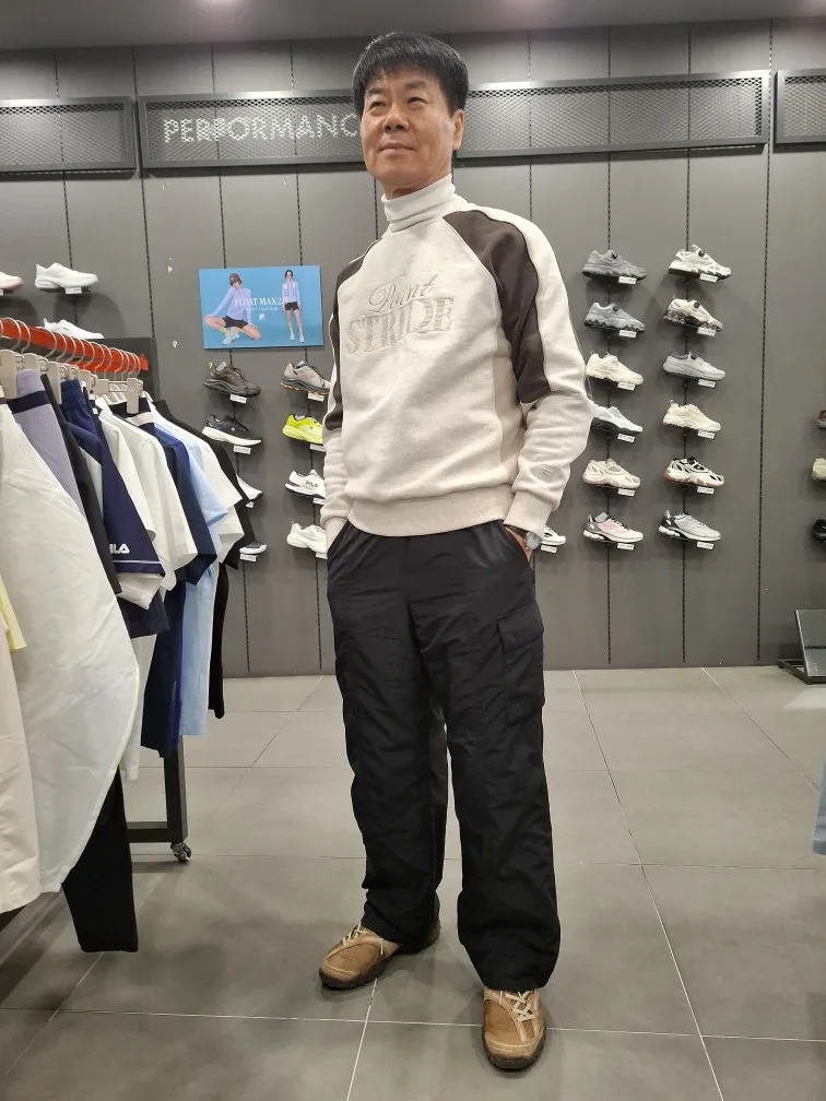 챨리황