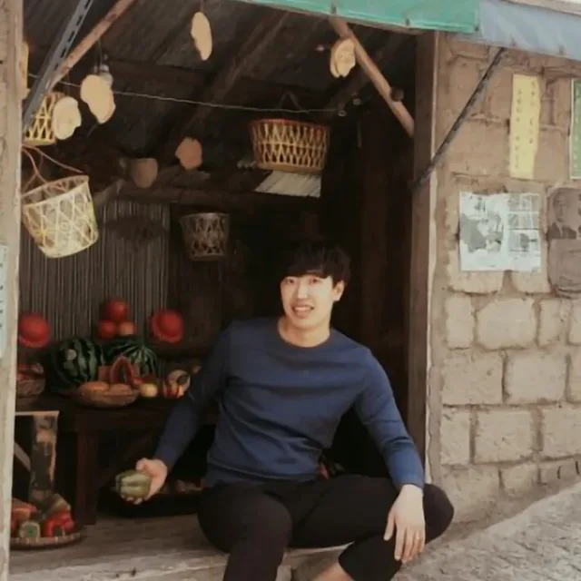 요르