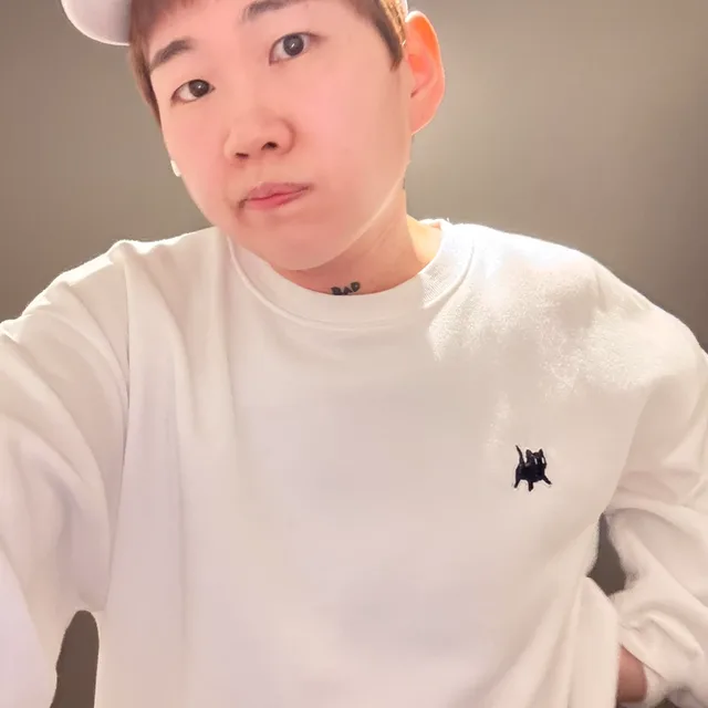 윤아인
