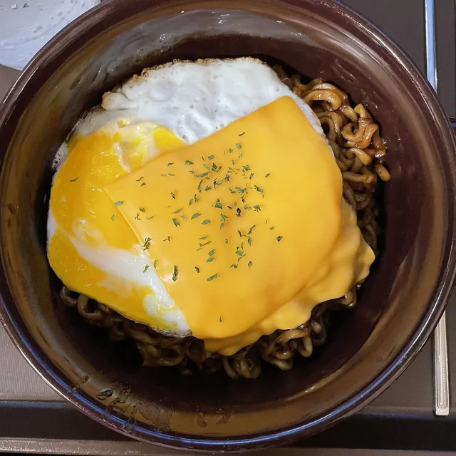 짜계치