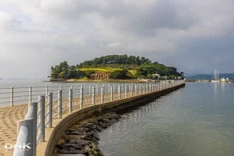 민단재우