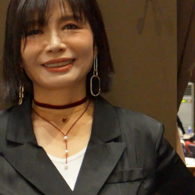 비오는달님
