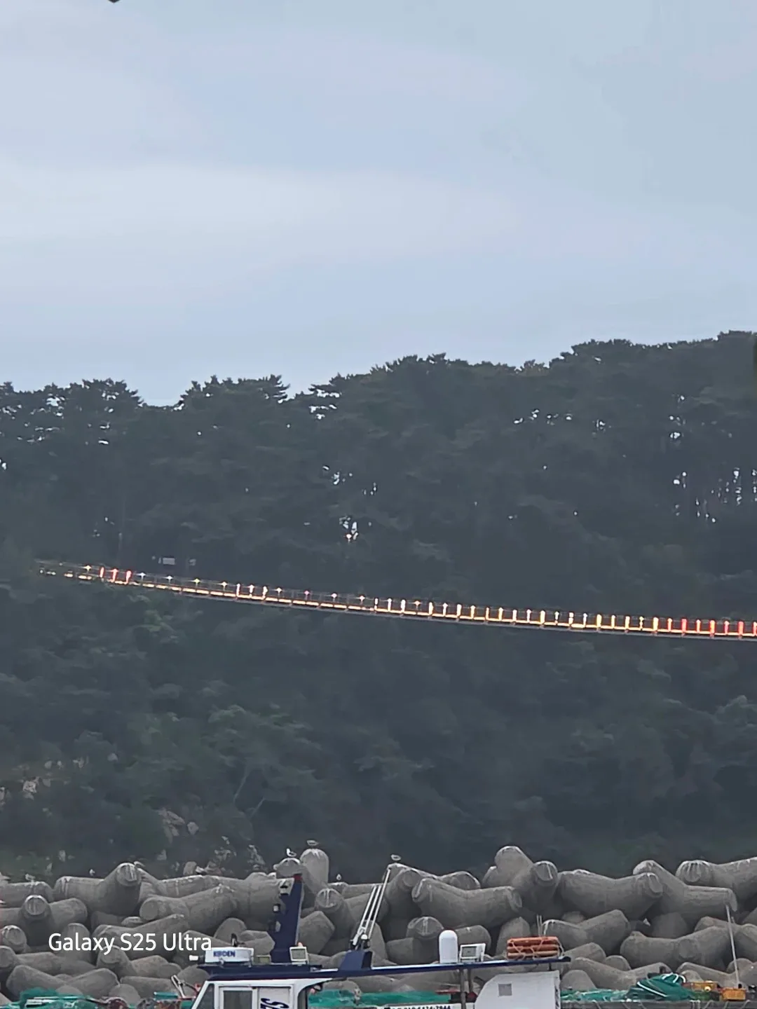 노란색