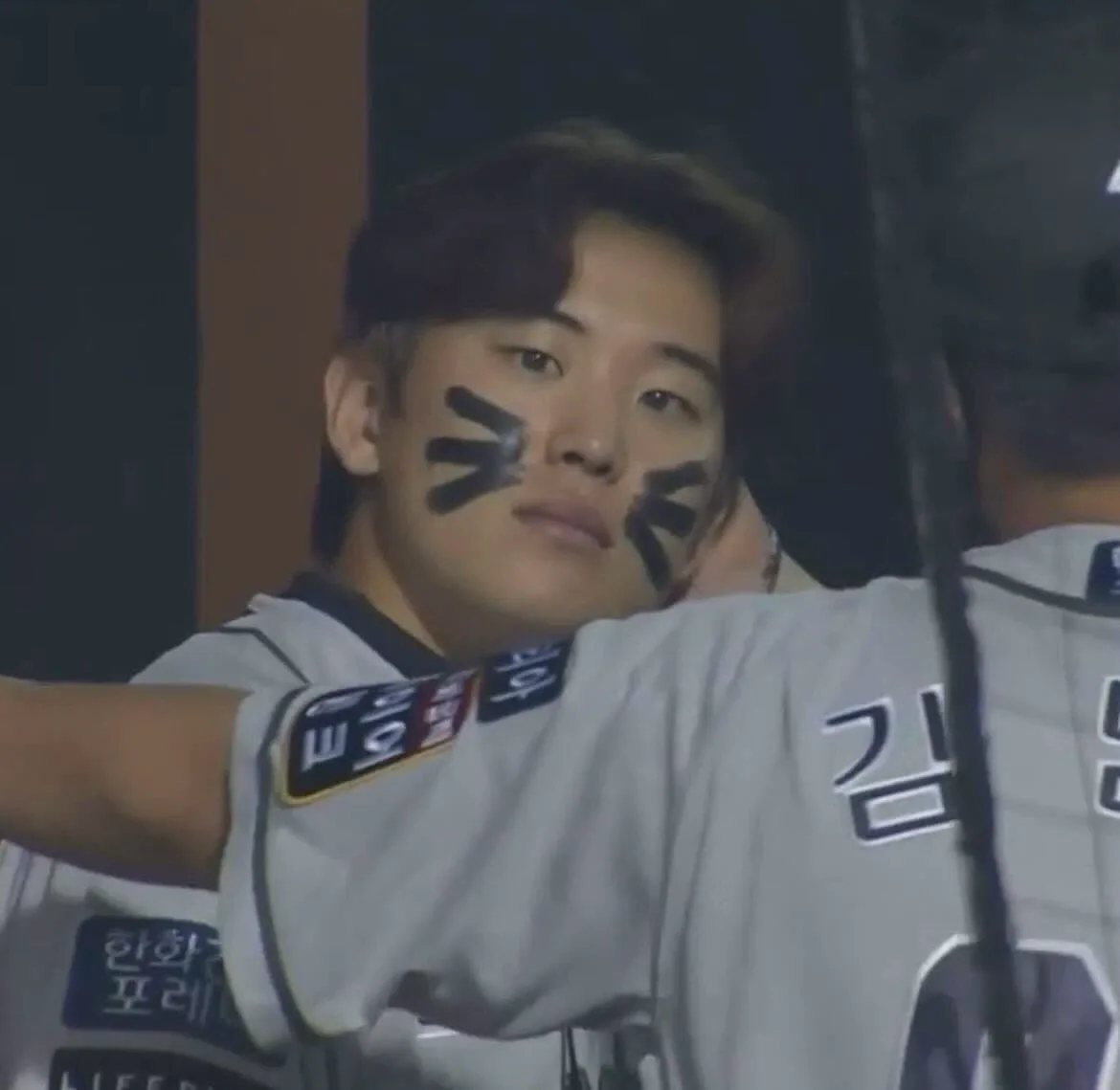 동글