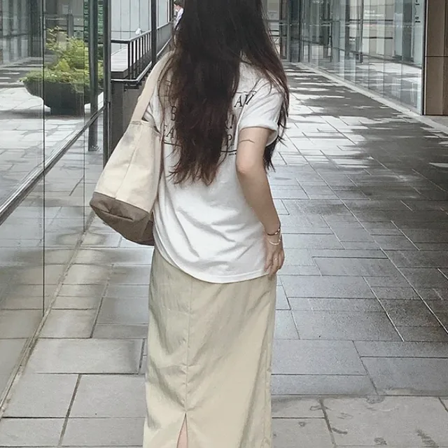 보라