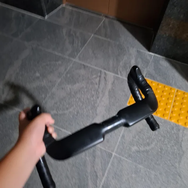 아자스