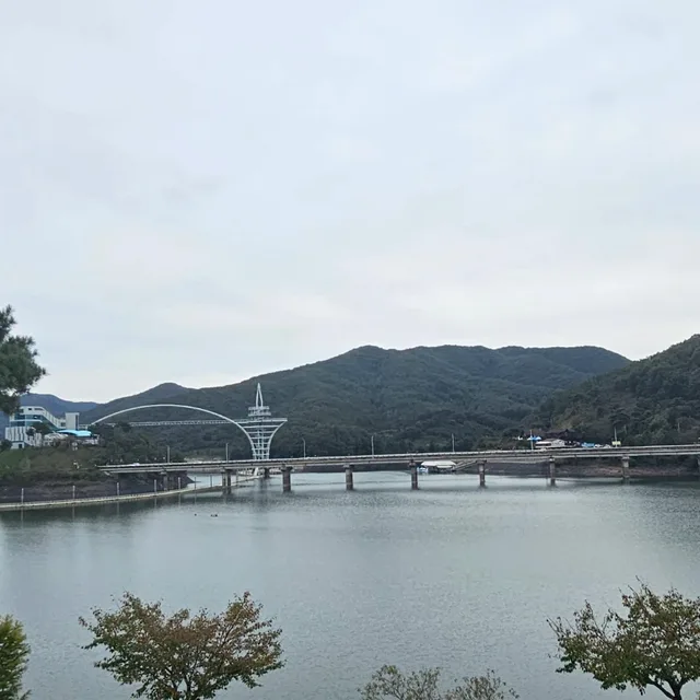 달빛아래나