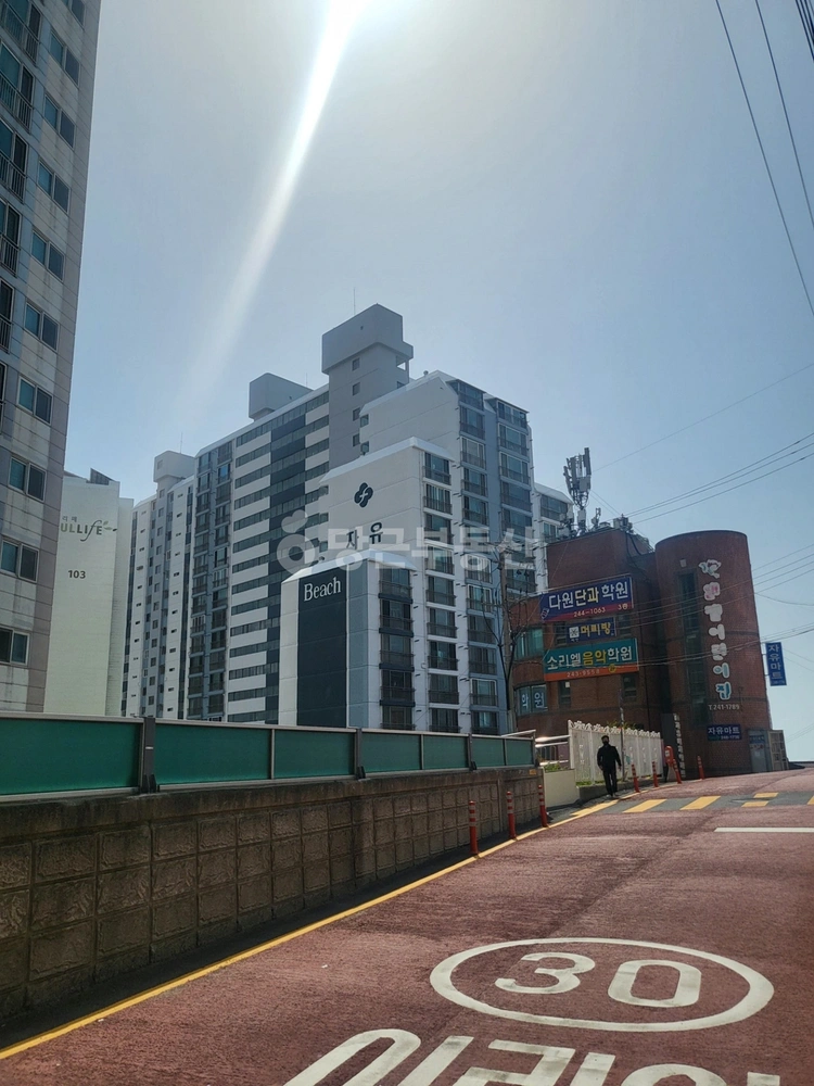 부산광역시 서구 암남동 아파트 사진 1