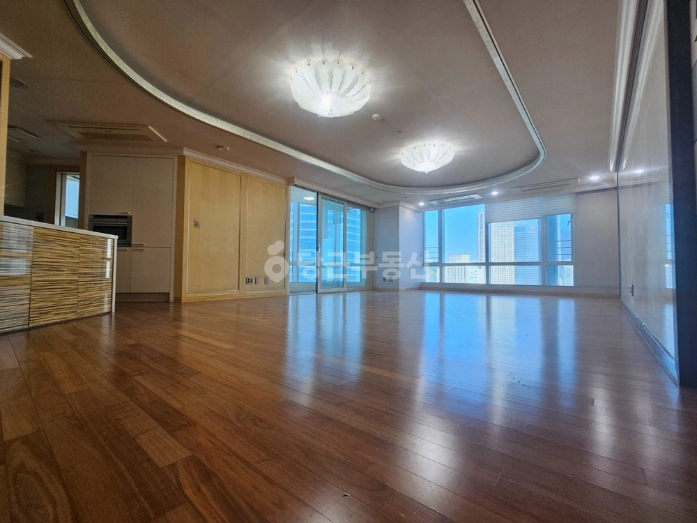 부산광역시 부산진구 부전동 아파트 사진 1