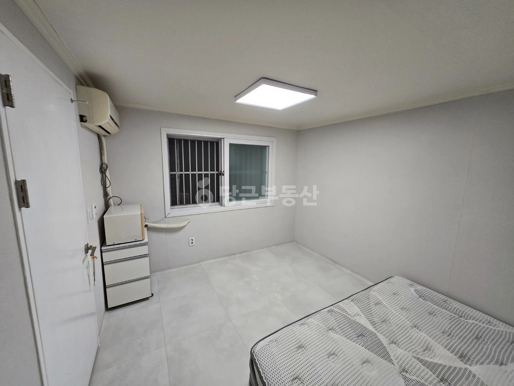 서울특별시 동작구 신대방동 원룸 사진 1