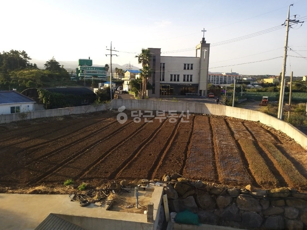 제주특별자치도 제주시 애월읍 토지 사진 1