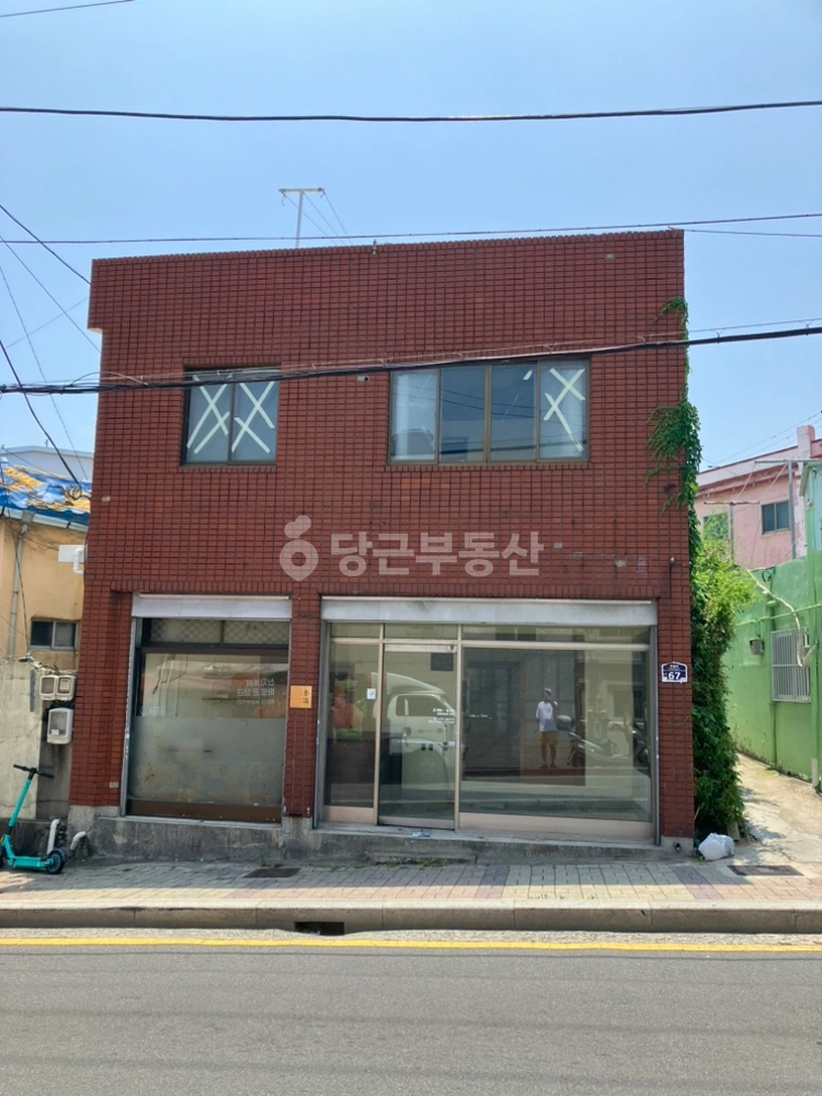 부산광역시 동구 초량동 상가 사진 1