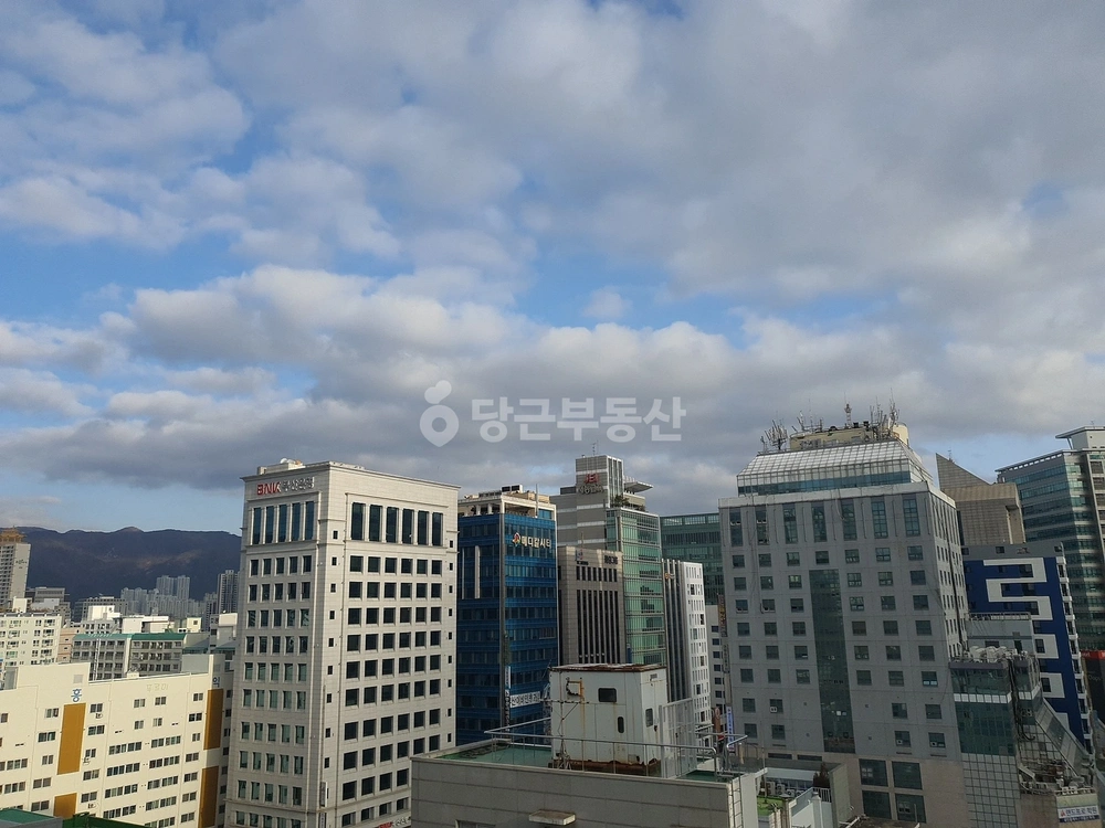 부산광역시 연제구 연산동 아파트 사진 1