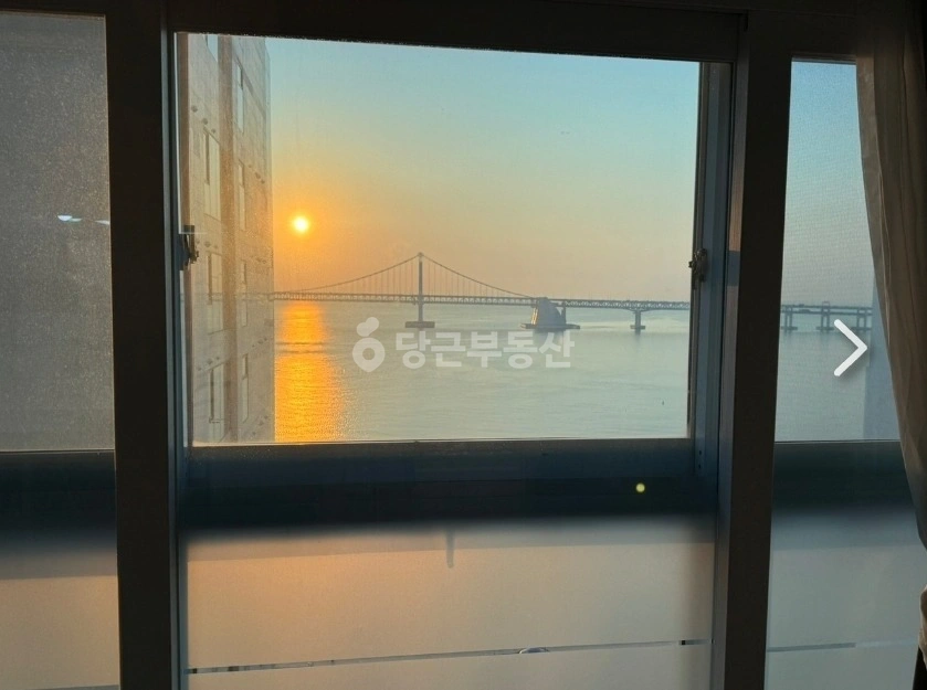 부산광역시 수영구 광안동 아파트 사진 1