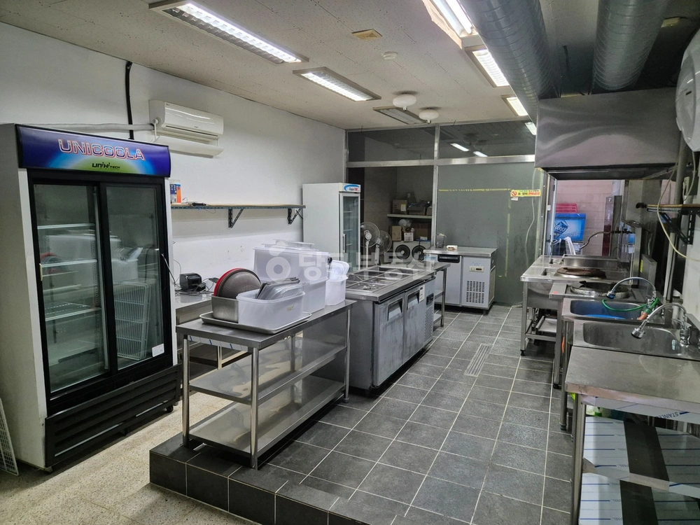 전남광주통합특별시 남구 백운동 상가 사진 1