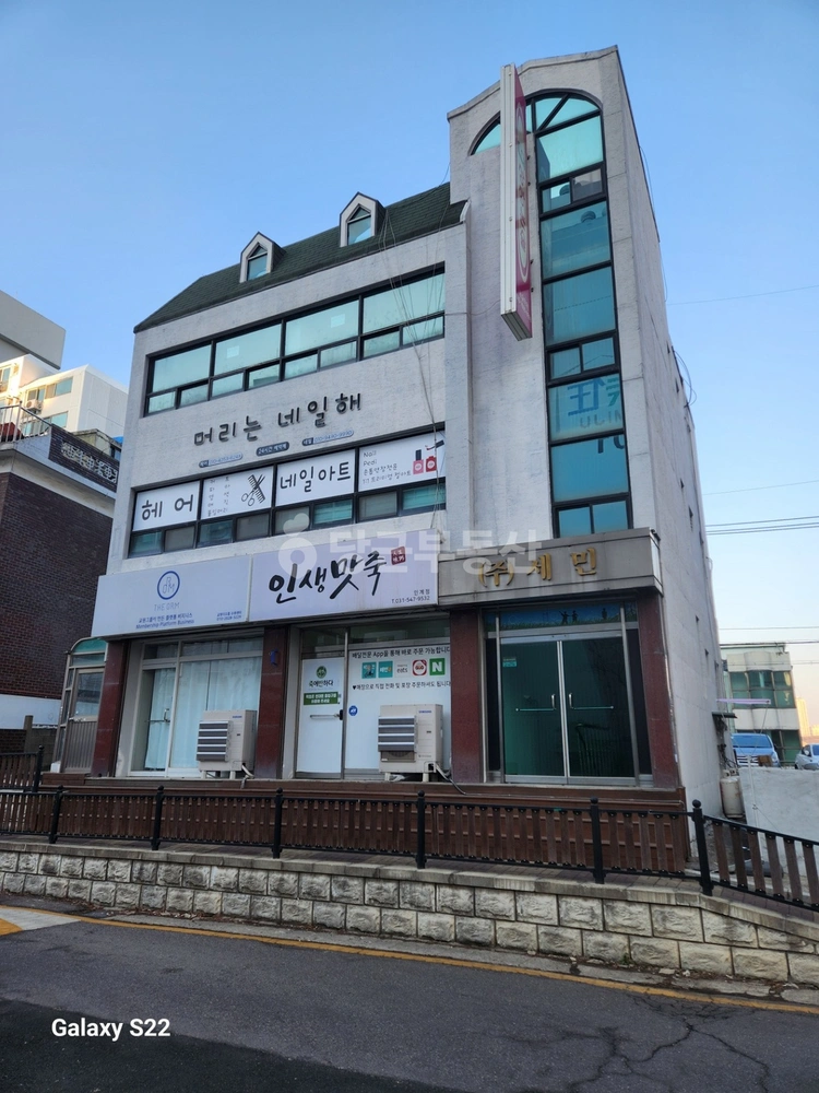 경기도 수원시 팔달구 인계동 상가 사진 1