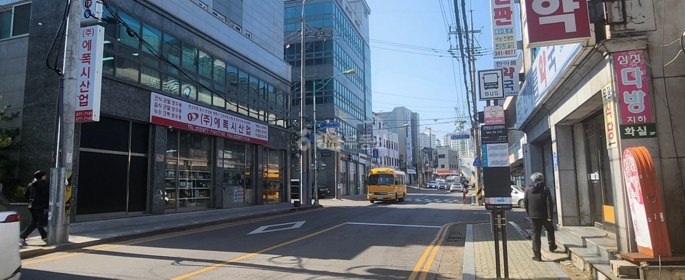 경기도 부천시 소사구 괴안동 상가 사진 1