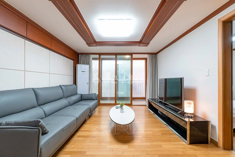 서울특별시 강남구 역삼동 아파트 사진 1