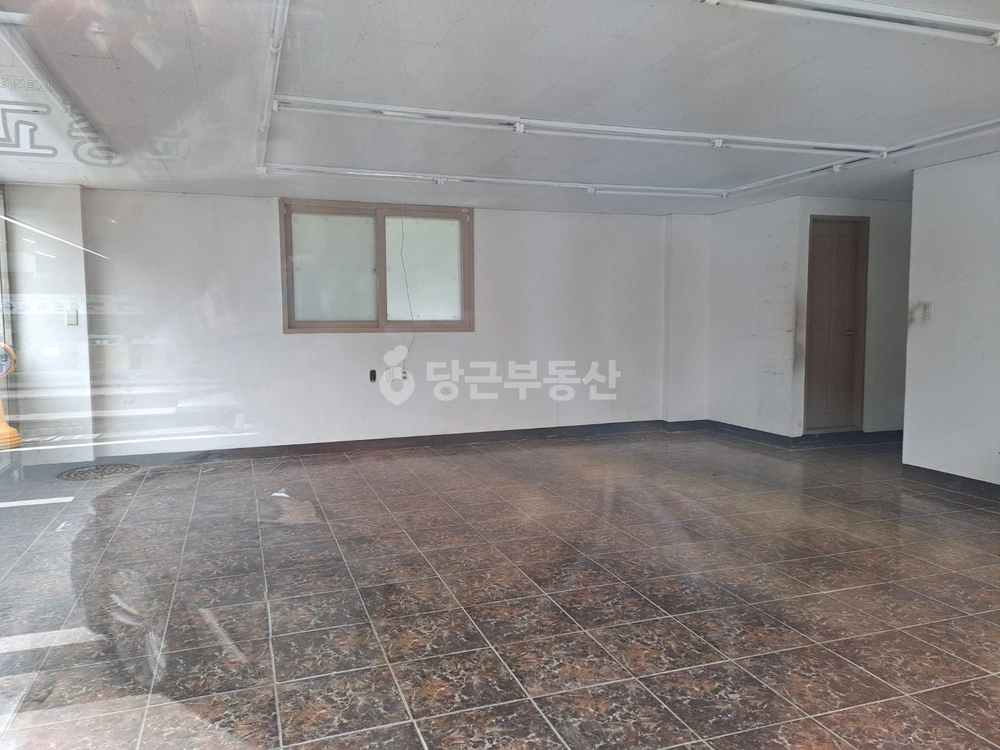 대전광역시 서구 탄방동 상가 사진 1