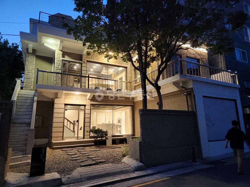 서울특별시 마포구 연남동 상가 사진 1