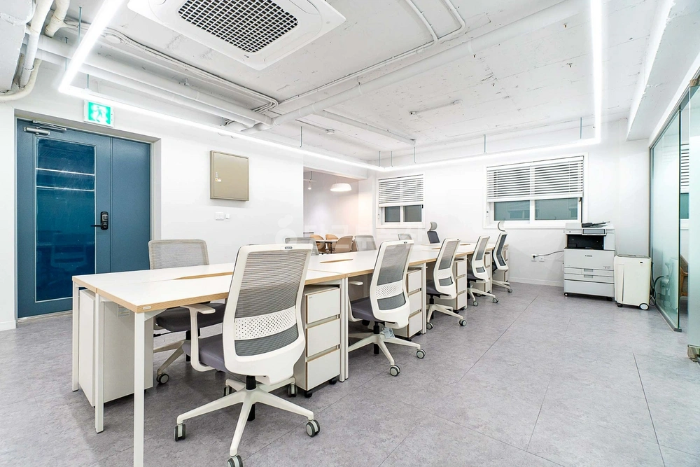 서울특별시 강남구 역삼동 상가 사진 1