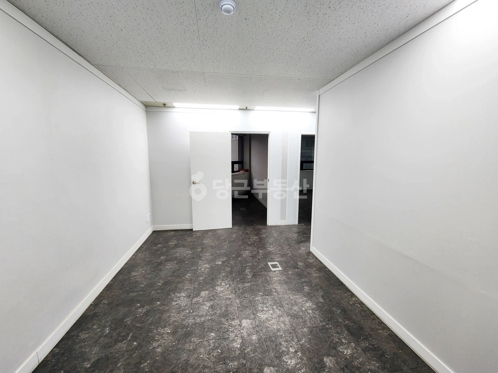 서울특별시 강남구 역삼동 상가 사진 1