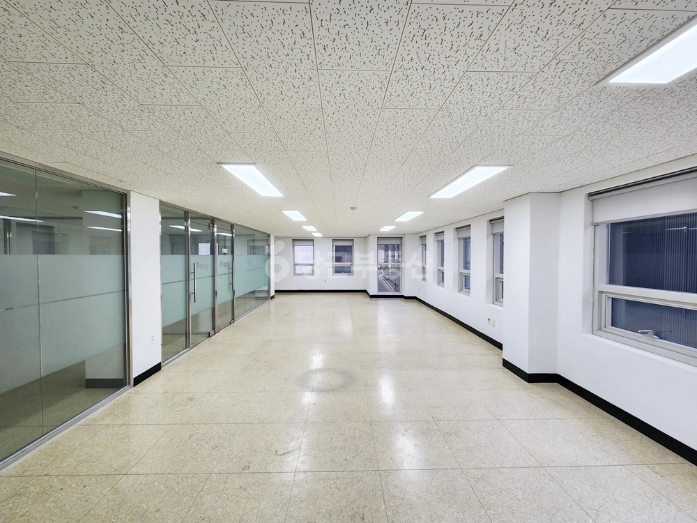 서울특별시 강남구 역삼동 상가 사진 1