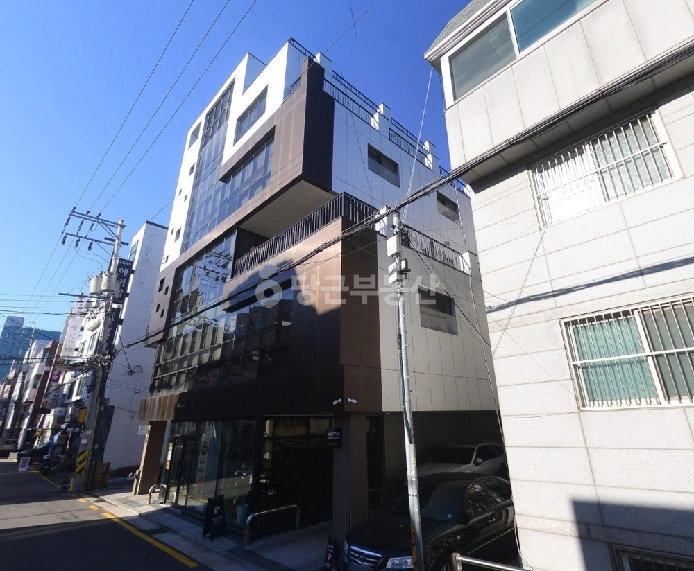 서울특별시 서초구 양재동 건물 사진 1