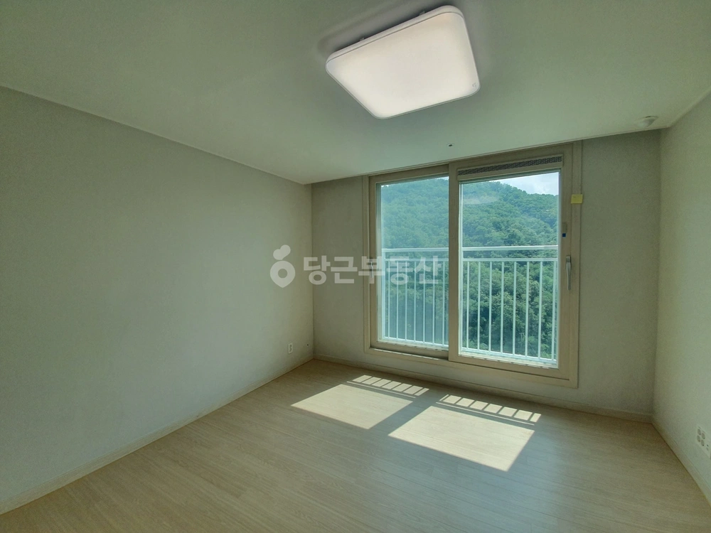 경기도 고양시 덕양구 향동동 아파트 사진 1