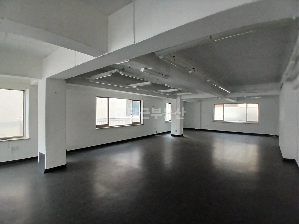 서울특별시 강남구 신사동 상가 사진 1