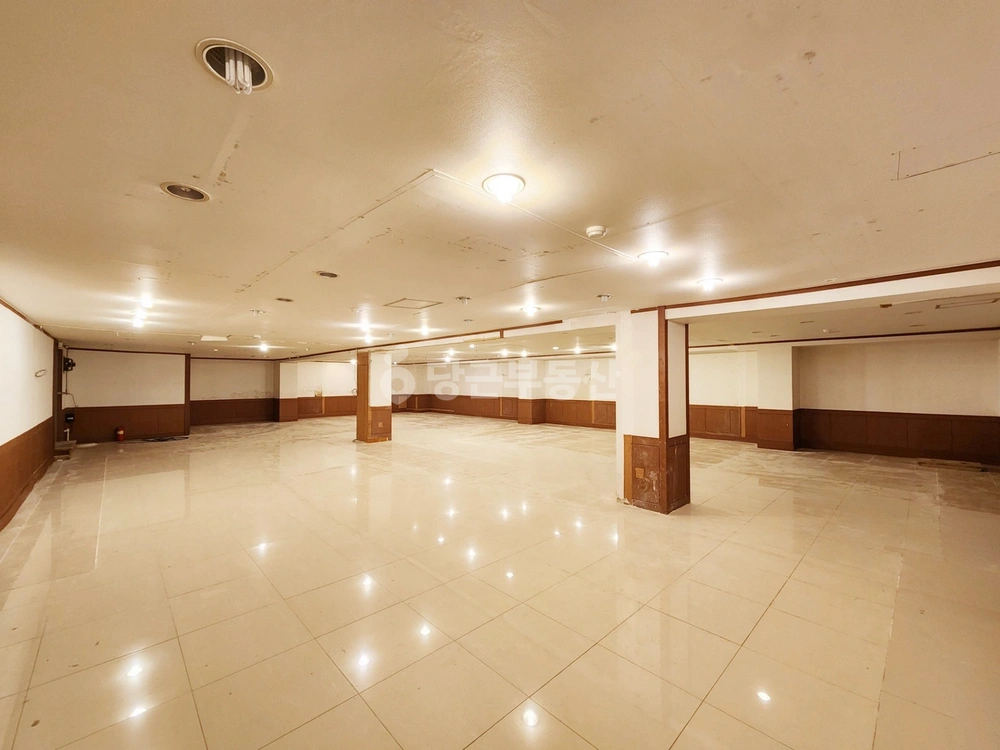 서울특별시 강남구 논현동 상가 사진 1