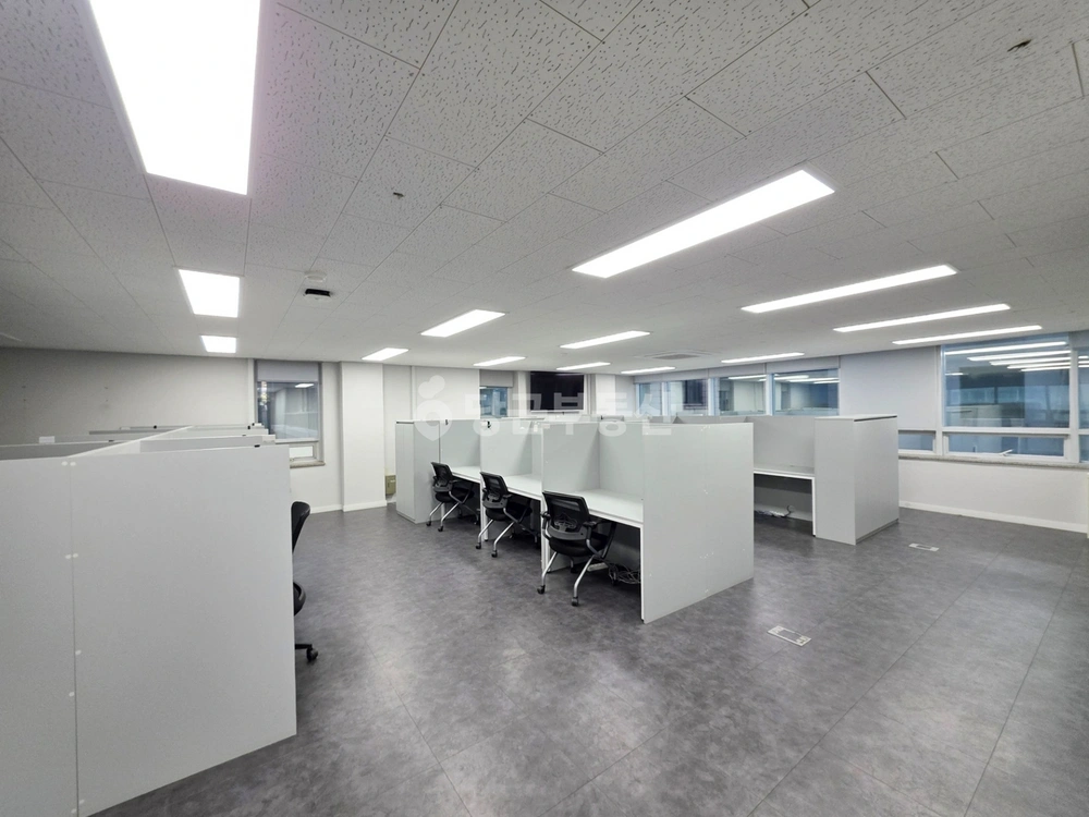 서울특별시 강남구 역삼동 상가 사진 1