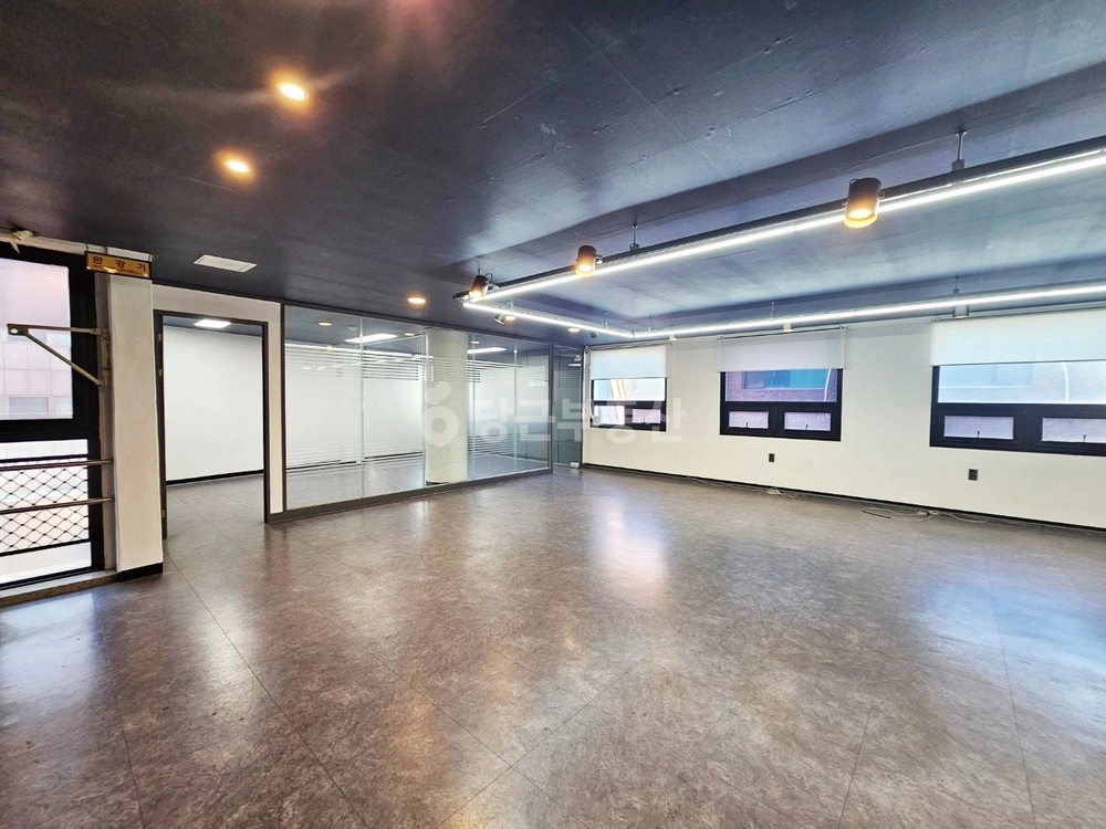 서울특별시 강남구 논현동 상가 사진 1