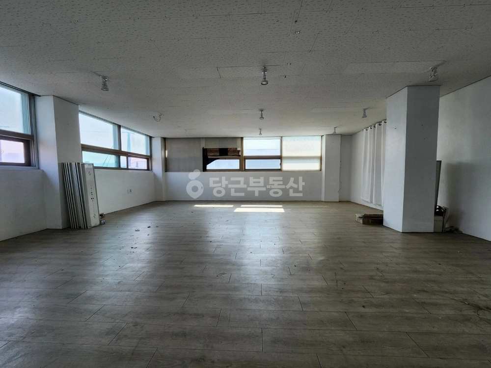 경기도 안산시 상록구 월피동 상가 사진 1