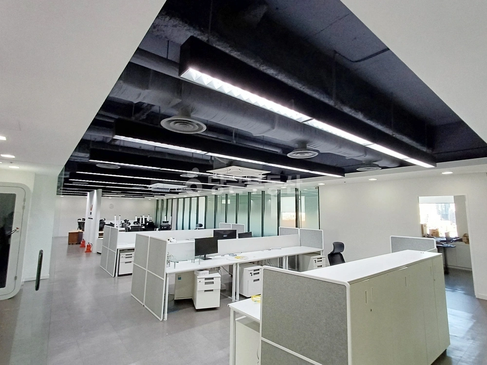 서울특별시 강남구 논현동 상가 사진 1