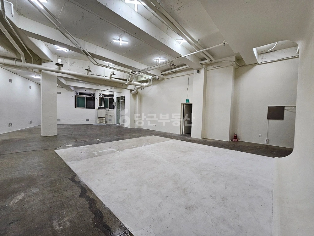서울특별시 강남구 신사동 상가 사진 1