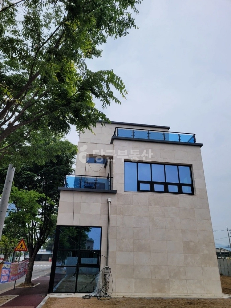 강원특별자치도 춘천시 우두동 상가 사진 1