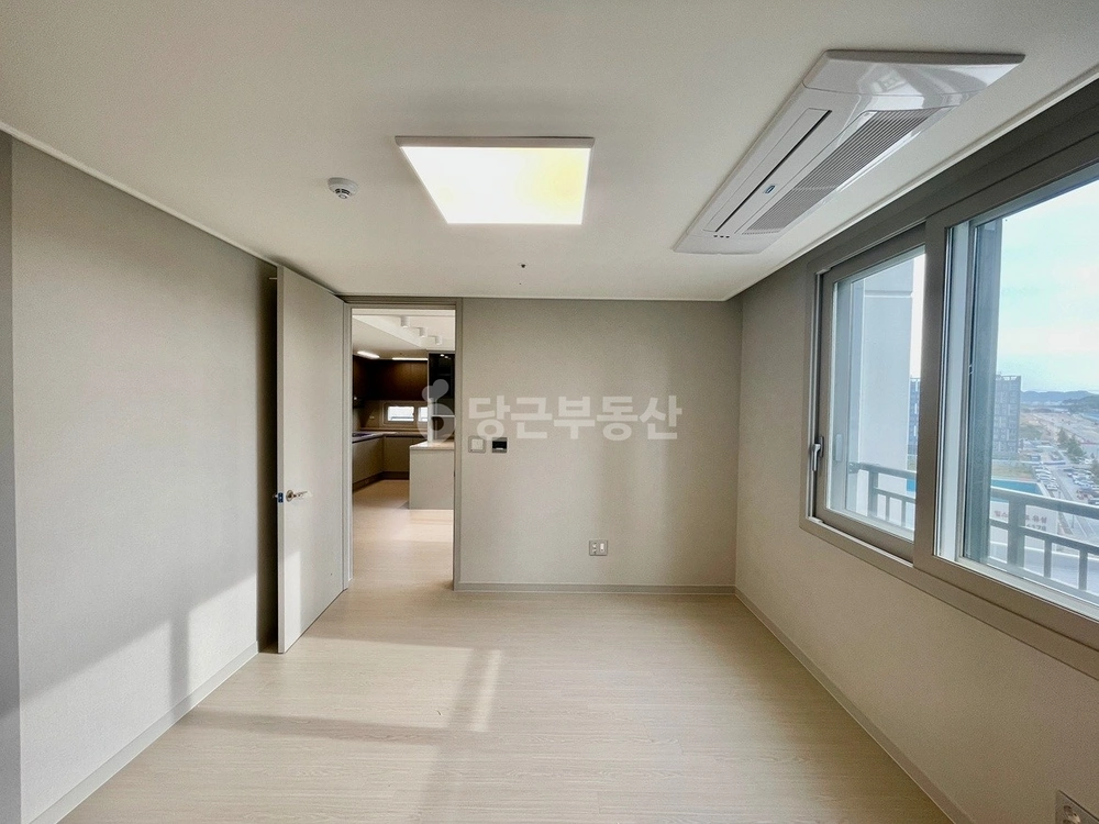 대전광역시 유성구 용계동 오피스텔 사진 1