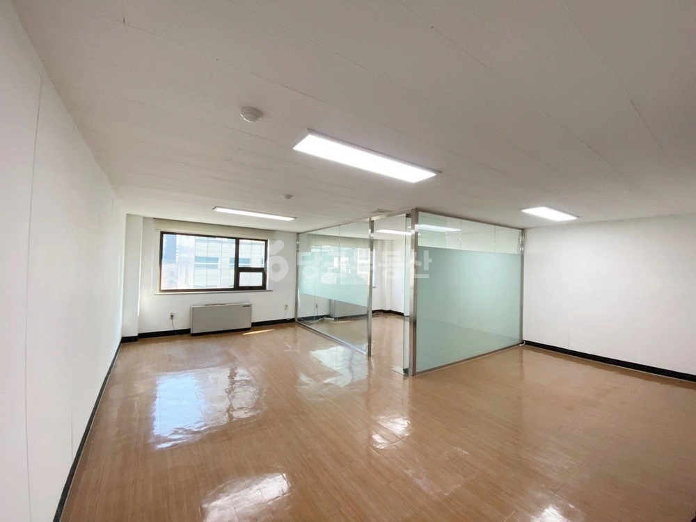 서울특별시 강남구 역삼동 상가 사진 1