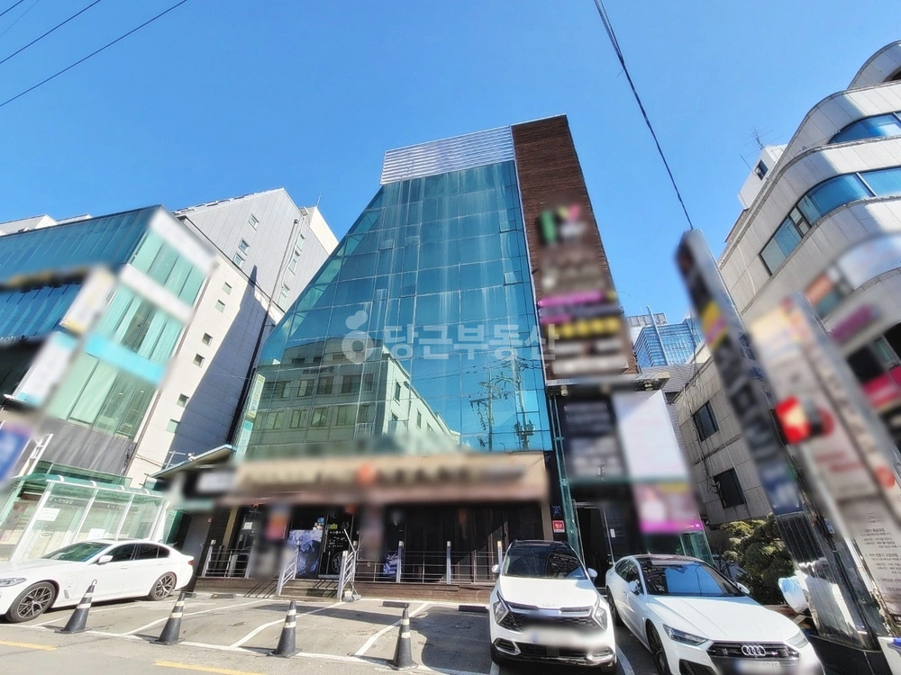 서울특별시 강남구 신사동 상가 사진 1
