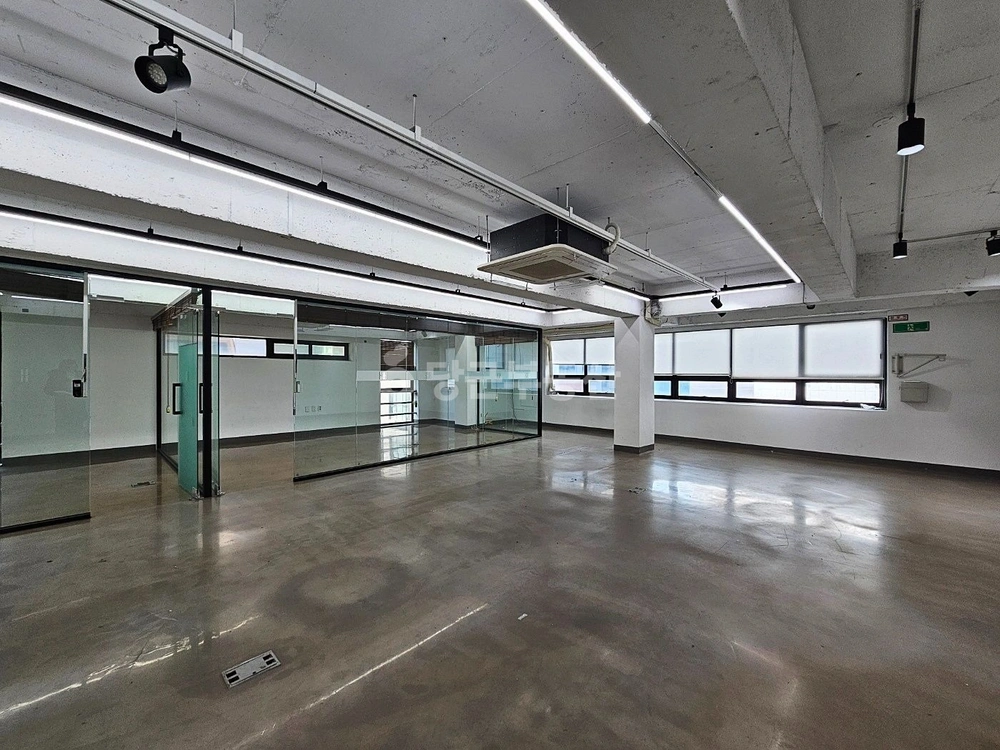 서울특별시 강남구 역삼동 상가 사진 1