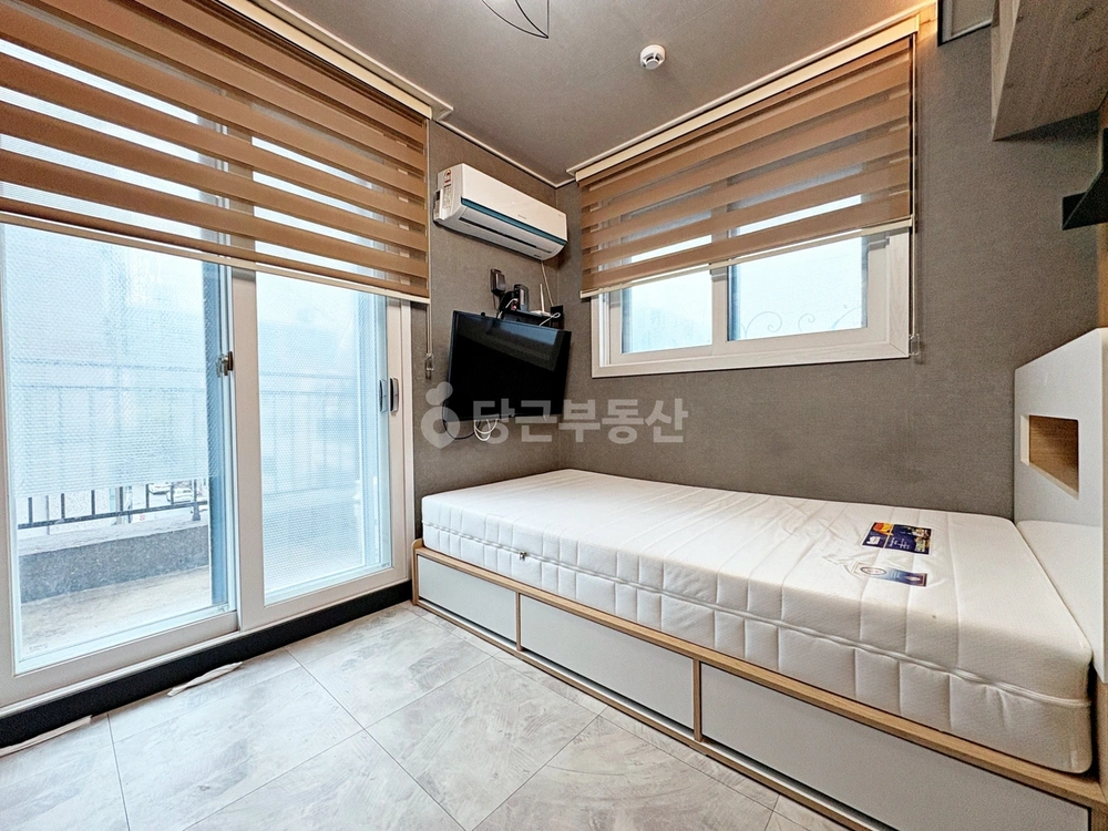 대전광역시 서구 월평동 원룸 사진 1