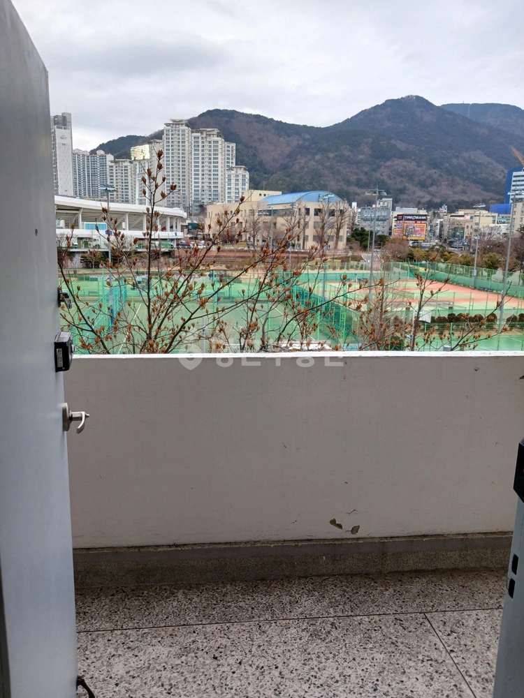 부산광역시 서구 동대신동3가 아파트 사진 1